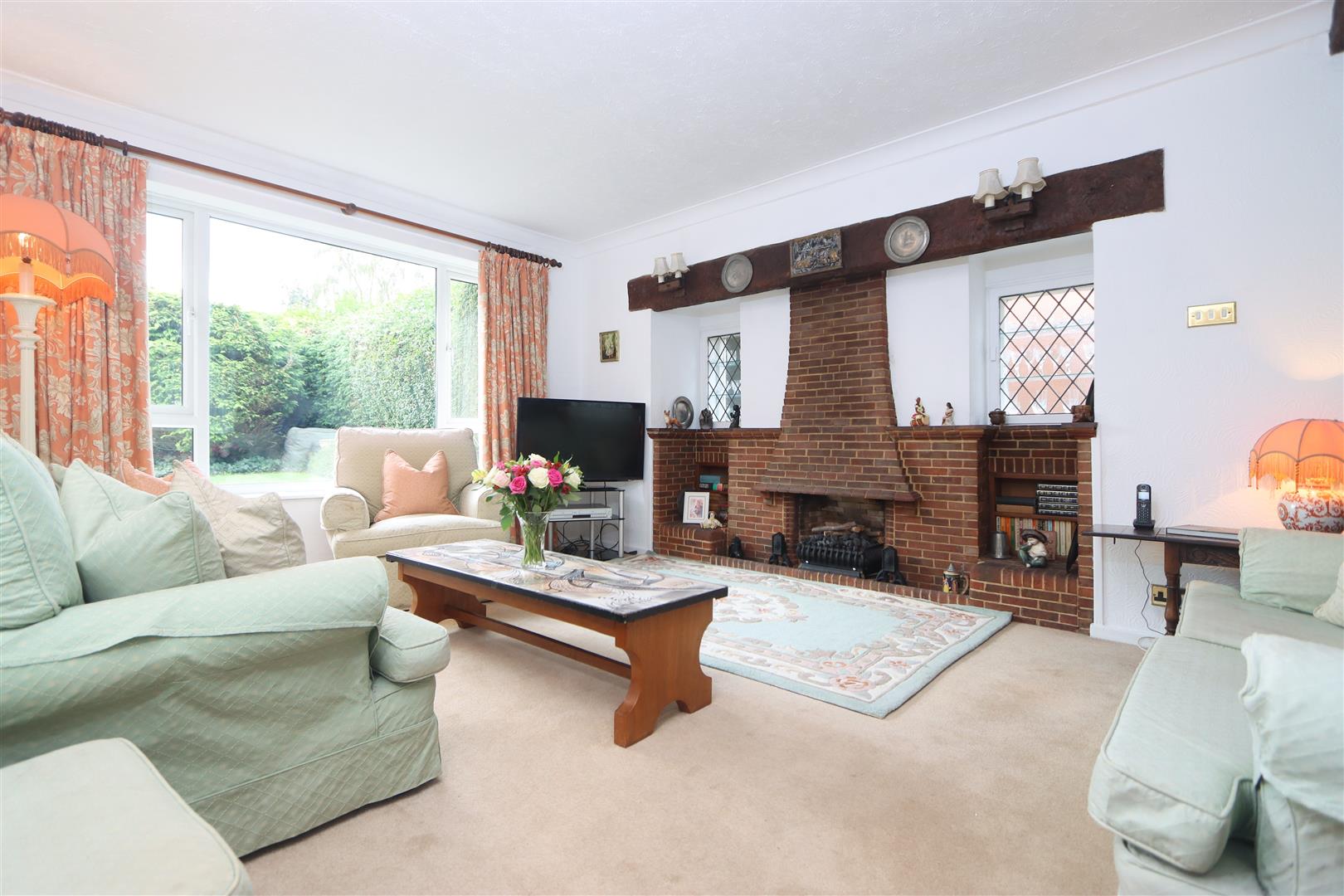 3 bed property in Greenfield Avenue, Stourbridge